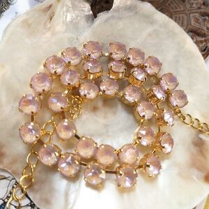 Dusty Pink Light Mauve Crystal Necklace in 14k Gold Plated